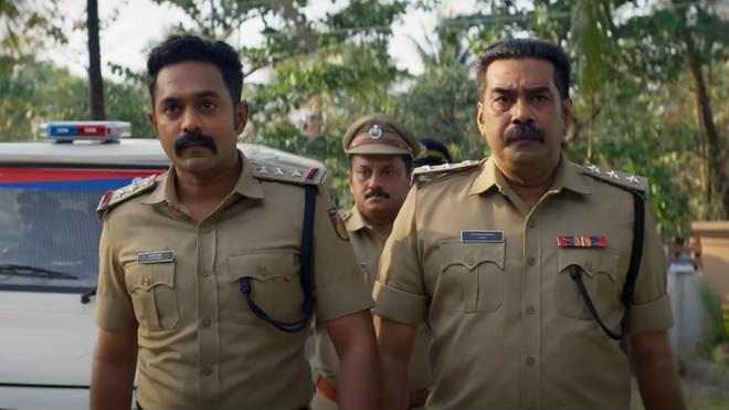 Thalavan Biju menon movie review in hindi